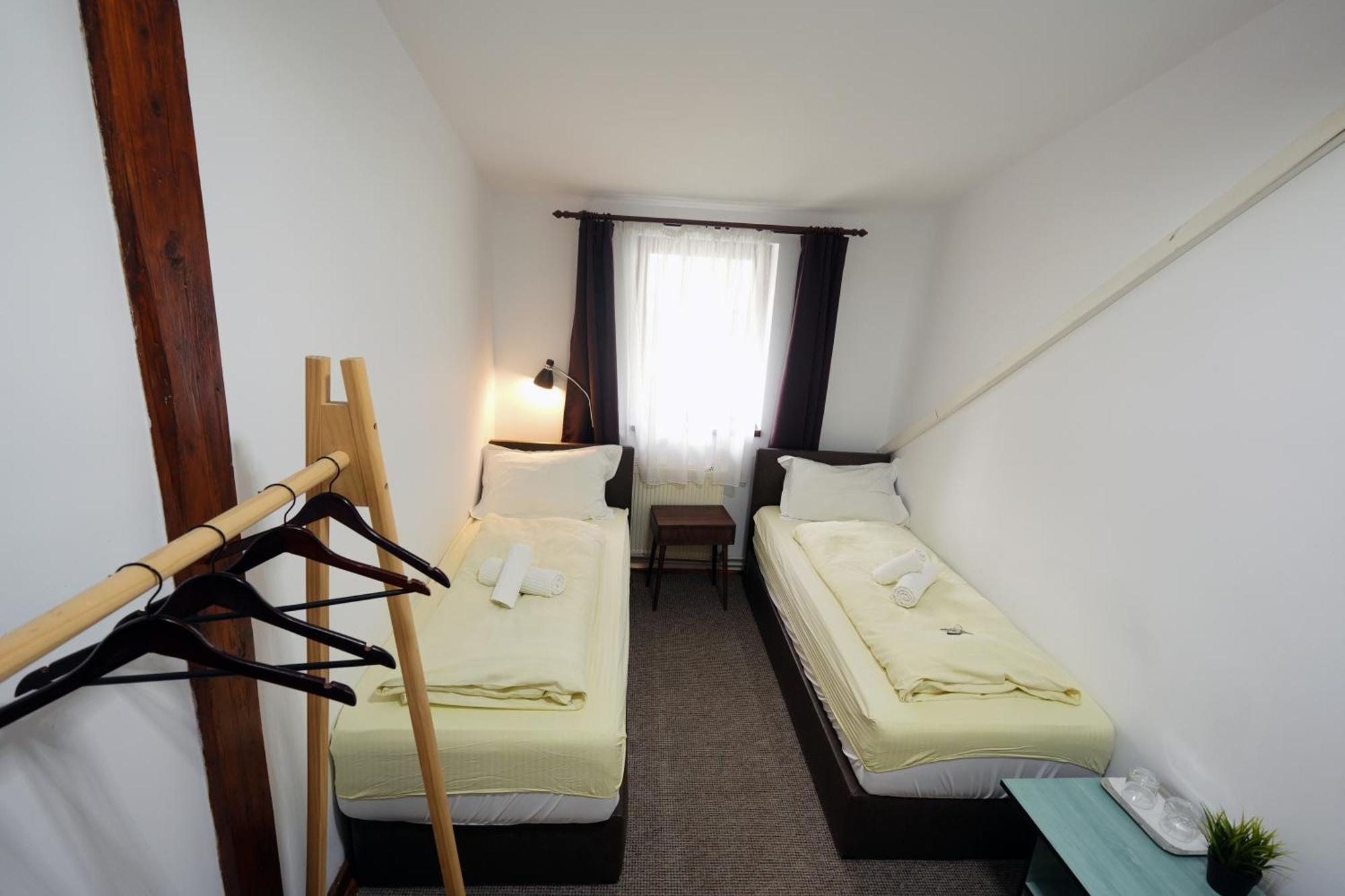 Gasthof Sara Sibiu Bagian luar foto