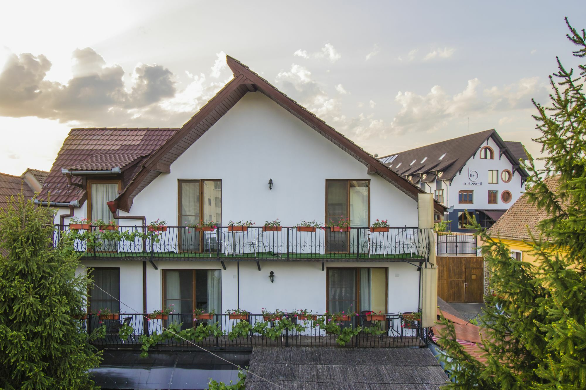 Gasthof Sara Sibiu Bagian luar foto